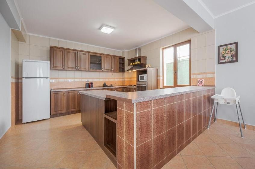 Complex turistic pe un domeniu de 5.375 mp | Sânmartin