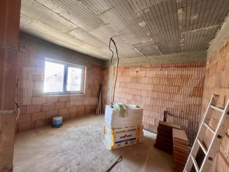 Casă P+1 în construcție, 120 mp, 200 mp teren, zona Selgros