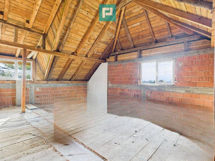Casă cu panoramă spre dealurile Șiriei