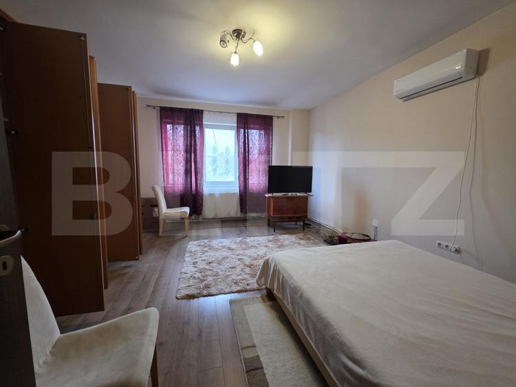 Casa tip duplex de vanzare, 5 camere, 234 mp, zona Titulescu-Satu Mare
