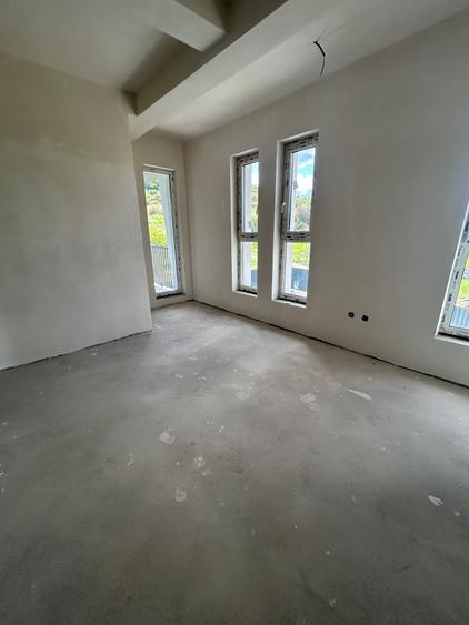 Casa tip Triplex zona Urusagului