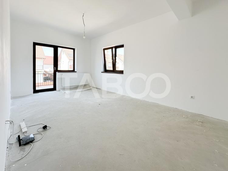Casa de tip Duplex 143 mpu 5 camere semifinisata intabulata