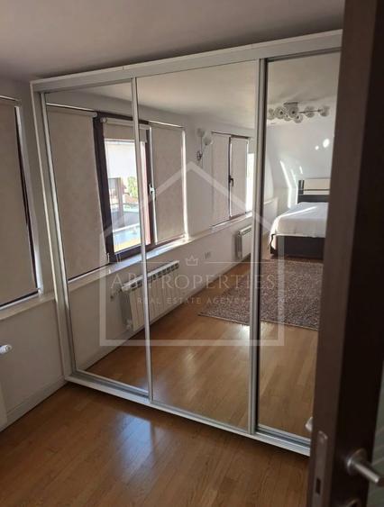 Penthouse 5 camere | Terasa 35 mp | Aviatorilor | Parcare Inclusa