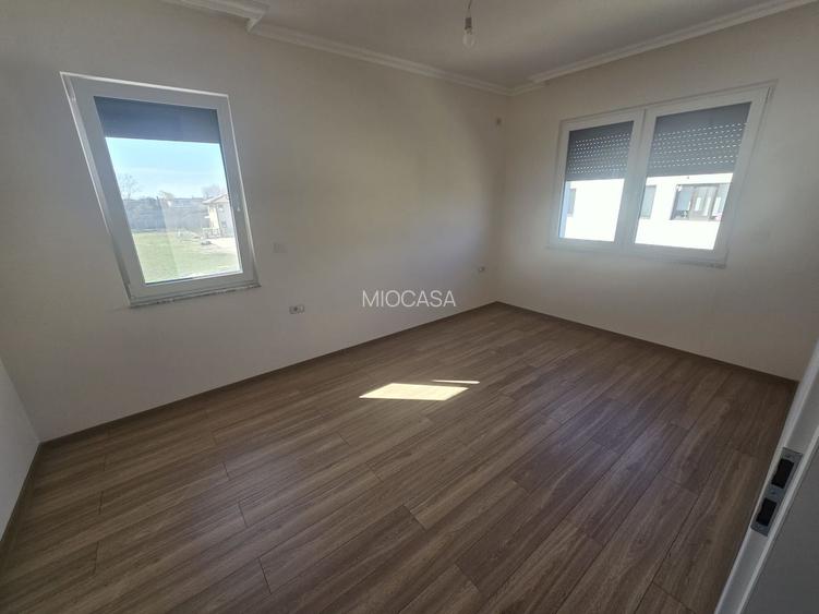 Braytim. Model spatios. Finisat la cheie. Langa Uzina de Apa. - 10