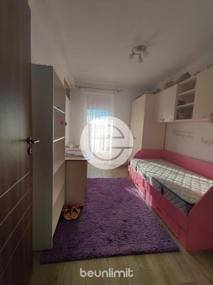 Apartament 3 camere de inchiriat - decomandat - Etaj 3 - Turnisor