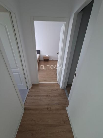 Apartament cu 2 camere, etajul 3/4, zona Podu de Piatra - 6