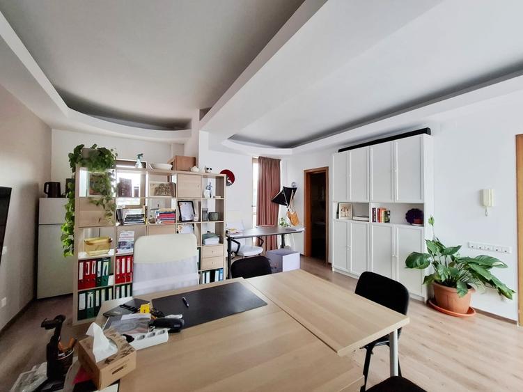 Apartament pe tot etajul - Cartierul Primaverii