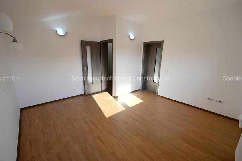 Casă / Vilă cu 4 camere de închiriat în zona Aradului - 9