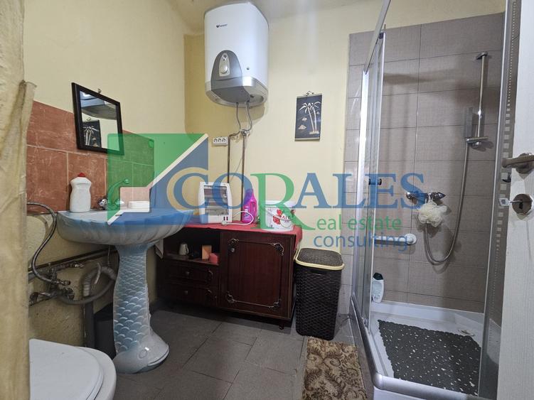 Casa Individuala, la intrarea in Ghiroda, CF de TM. Gradina generoasa