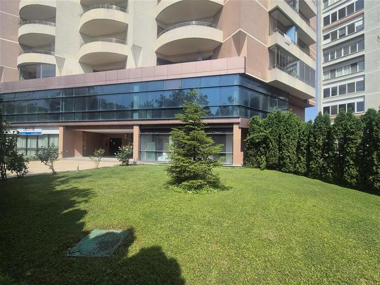 Vanzare Spatii - clinica, comercial, showroom, birouri