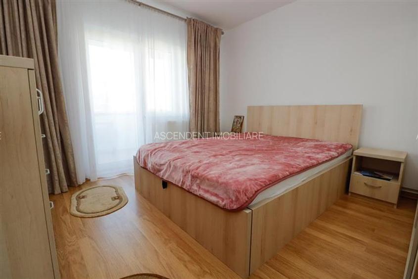 Apartament decomandat, vedere frumoasa, etaj2, Zarnesti, Brasov - 4