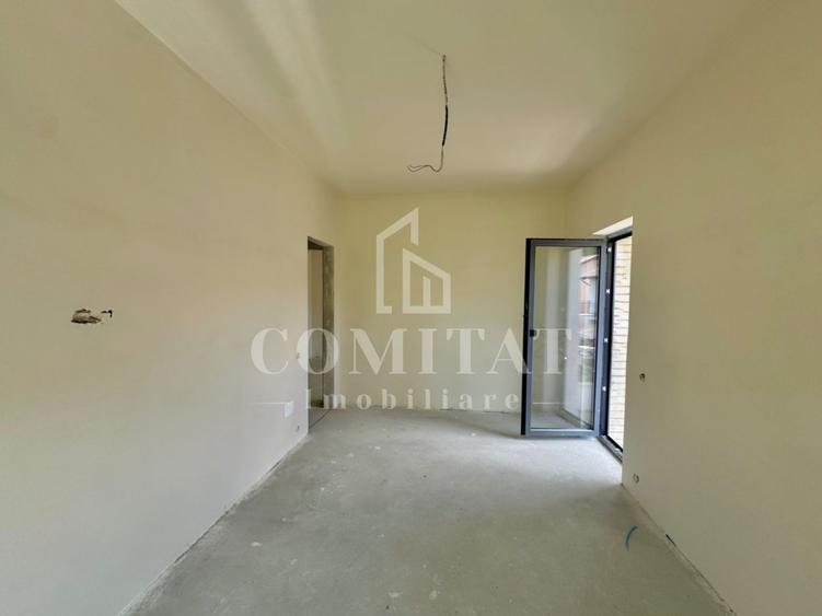 Casă de tip duplex | Stadiu semifinisat | Zona Parcului Poligon
