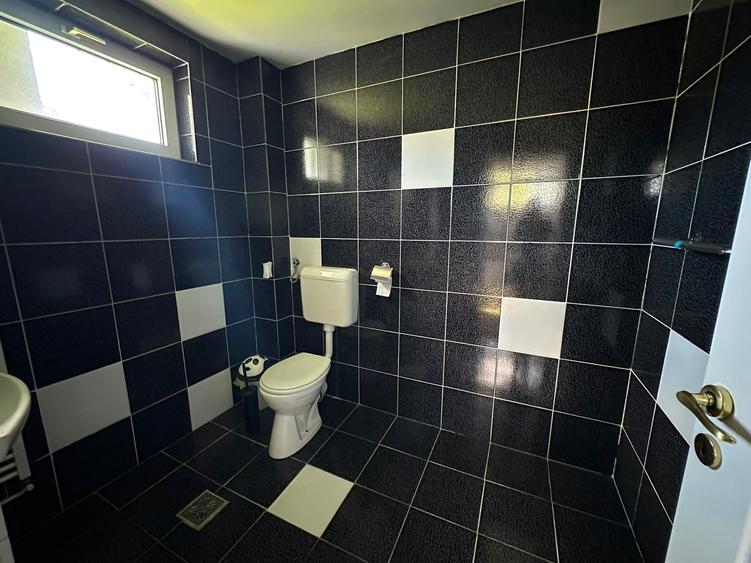PROPRIETATE GENEROASĂ DE VÂNZARE ÎN ZĂRNEȘTI | 600 MP CONSTRUIȚI | TEREN 800 MP