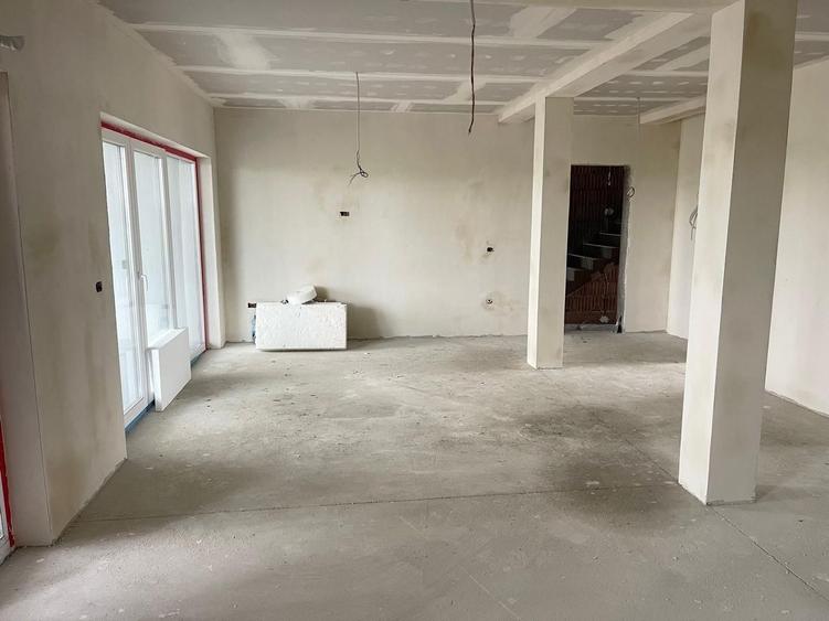 Comision 0-Apartament 3 camere - 135000 euro, TVA si parcare incluse!