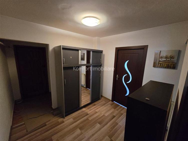 Apartament 3 camere zona Neagoe Voda - 2
