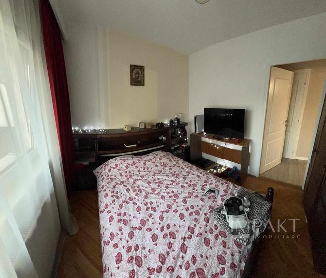 De vanzare 4 camere -Complet utilat/mobilat-Manastur +250 mp terasa