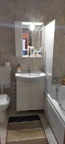 Vanzare Apartament 4 camere, Almasu Mare, Berceni. Teava Centrala in Bucatarie.