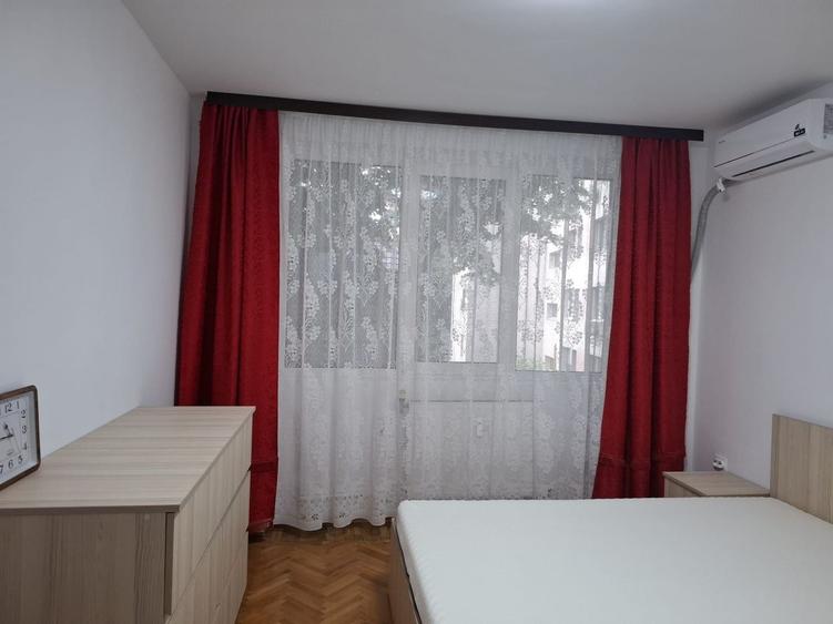 URGENT!, renovat complet, vedere spate, mobilat/utilat modern, liber