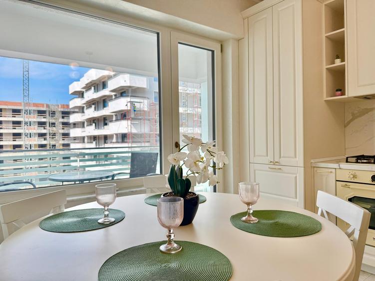 Apartament modern de inchiriat, 2 camere, parcare subterana, Copou, Royal Town
