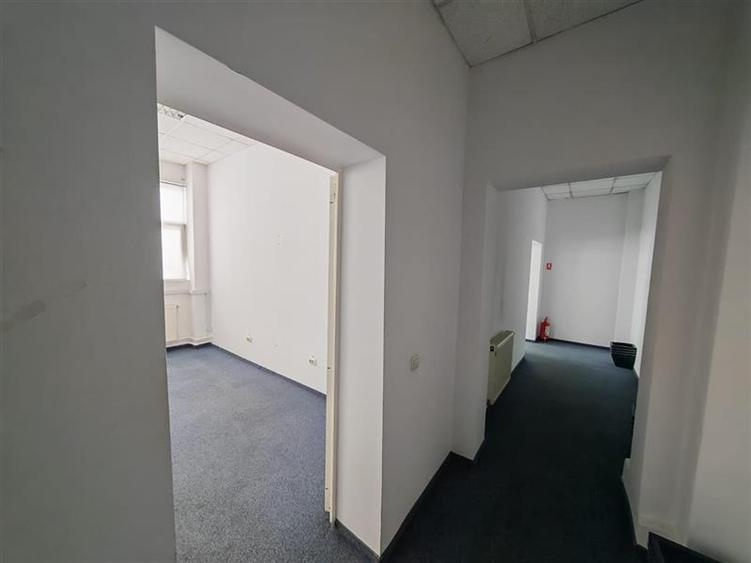 Spatii pentru birouri in Sema Parc