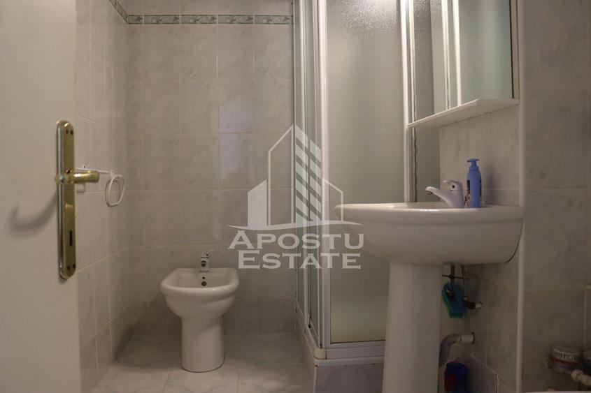 Apartament 3 camere,2 bai, Micalaca Malul Muresului