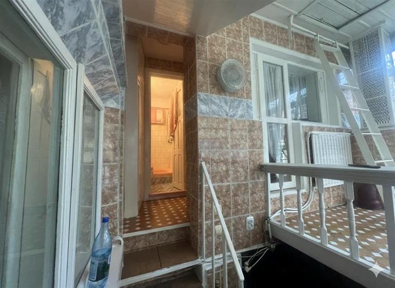 Casa cu teren de vânzare in zona Nicolina 1