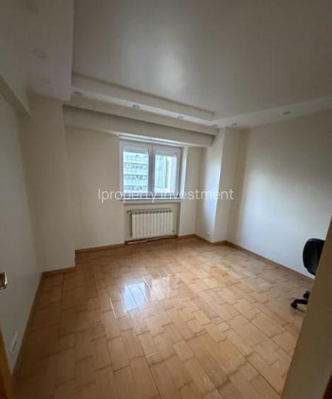 Apartament 3 camere UNIRII, centrala proprie, 2 bai, metrou - 7