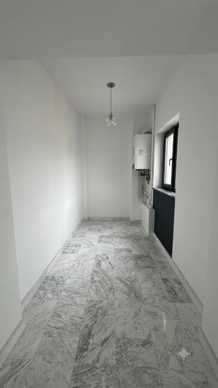 Spațiu comercial P+1, 184 mp, parcare, zona Central