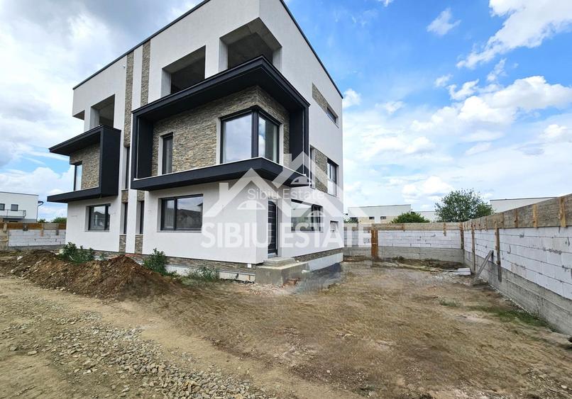 Casa moderna Selimbar, Sibiu 3 dormitoare, 3 bai, terasa - 2