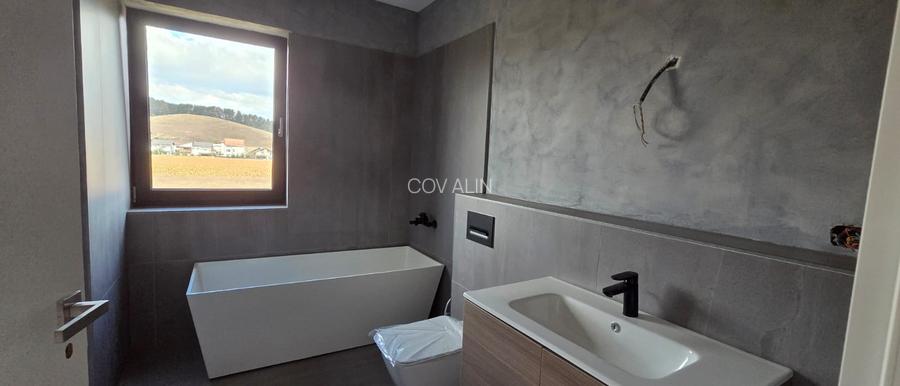 Casa in Sanpetru, constructie 2025, pe P+E, 5 camere, teren 500 mp!