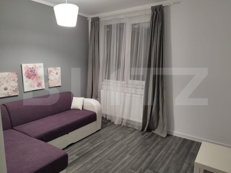 Apartament 3 camere, 60 mp, parcare, zona Teilor