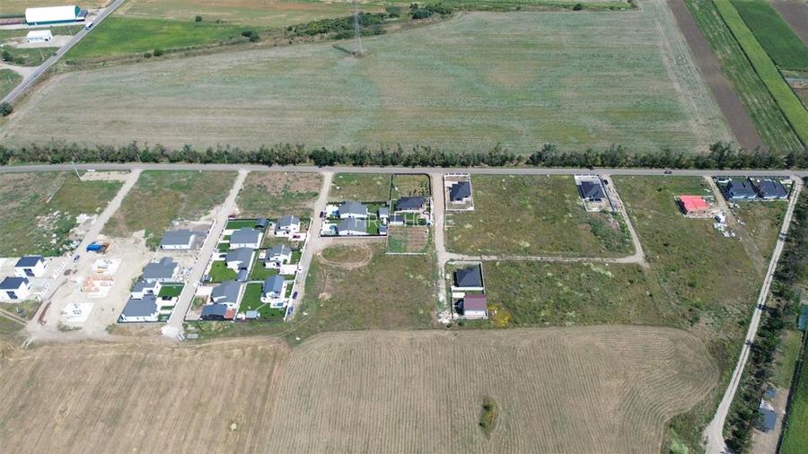 Loturi teren intravilan de vanzare in Vanatori intre 576mp - 612mp - 10