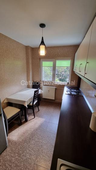 Apartament cu 3 camere in zona Tirapezului - 1 Decembrie 1918