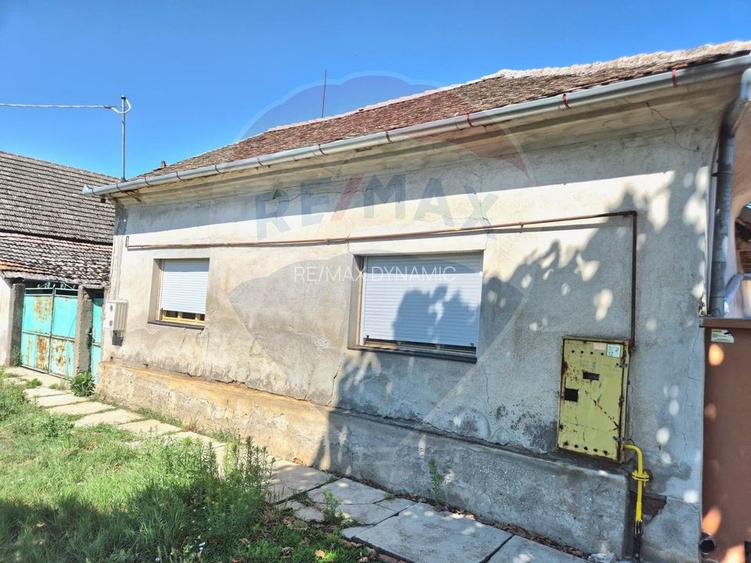 Casă / Vilă cu 3 camere de vânzare în zona Central - 4
