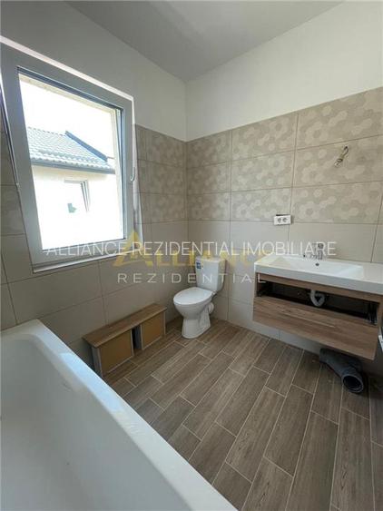 casa individuala || 4 camere || 5 min fata de metrou - 9