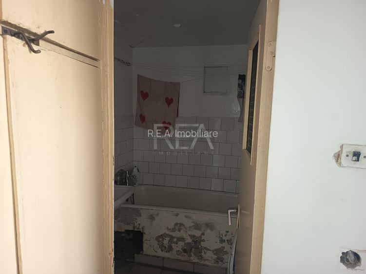 3 camere decomandat- Rahova, Buzoieni, bloc reabilitat