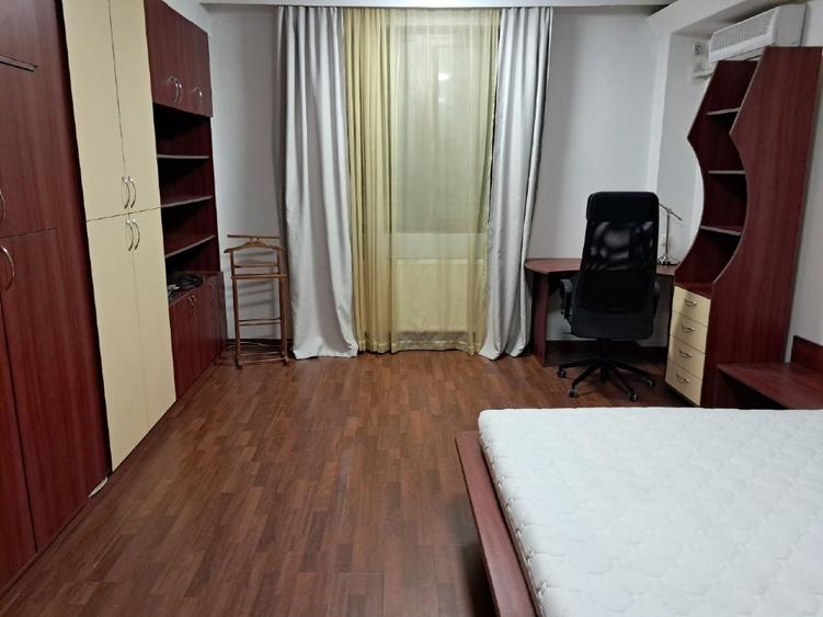 Apartament 3 camere 100 mp cu Terasa 30 mp si Loc de Parcare - Aviatorilor