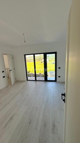 Persoana fizica, vand casa Criatian-Brasov - 5