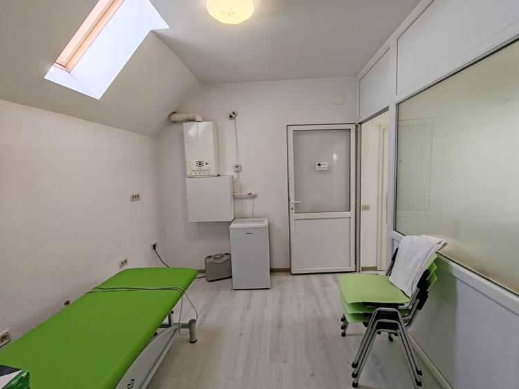 Apartament 3 camere pretabil sediu firma, spatiu comercial zona Str. Lunga