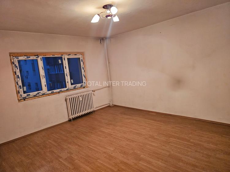 Bucur Obor-Masina Paine-5/8-decomandat, sporit, reabilitat,2 bai,liber, 159000 € - 5