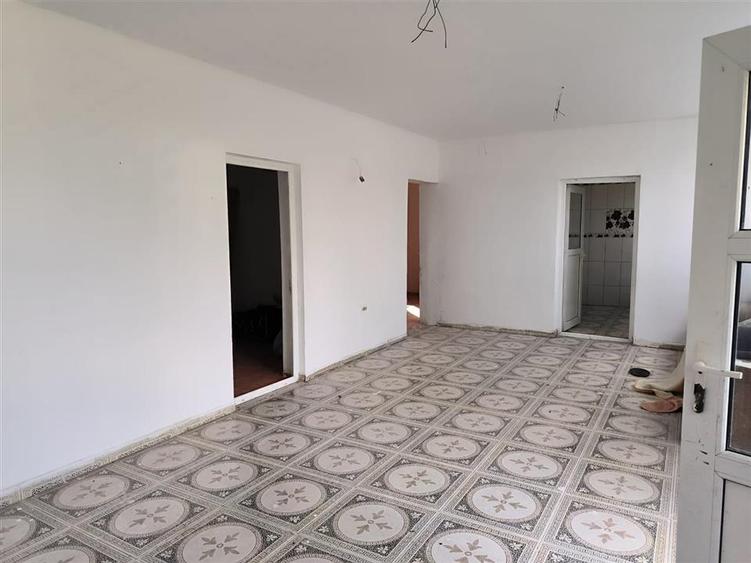 Casa vanzare Mihailesti,cel mai mic pret,890 mp teren,159 mp aprenta