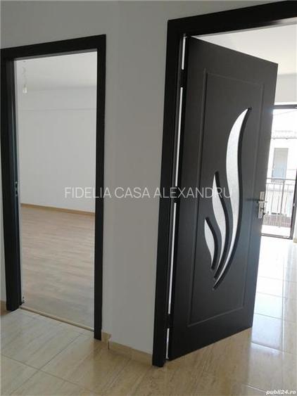 Apartament 1 camera  de vanzare  Lunca Cetatuii, - 2
