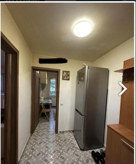 Apartament 2 camere etaj 4 metrou Romancierilor