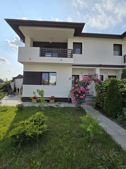 Dâmbovița,Aninoasa vila în duplex P+1, 118 mp,finisaje premium,mobilata 215000 E