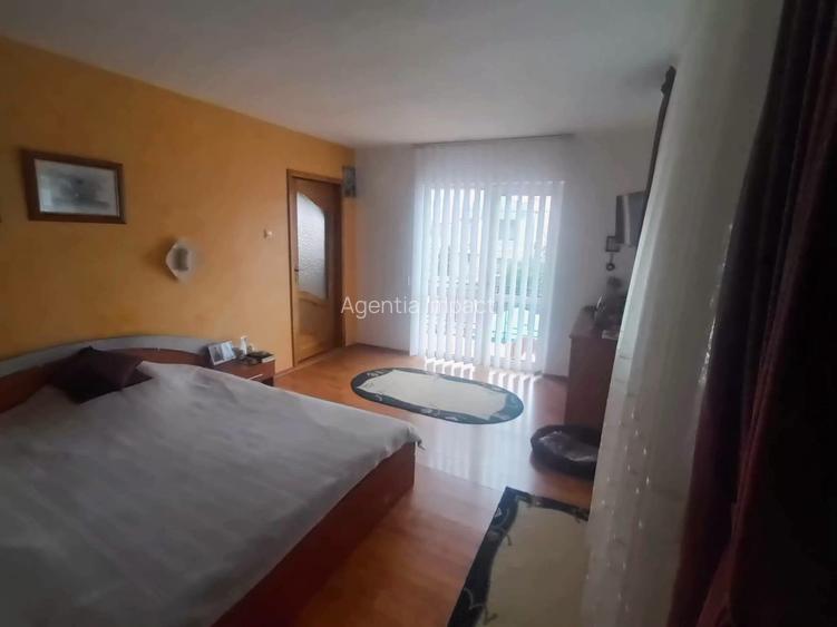 Vila D+P+E+M zona Hiperdia - 6