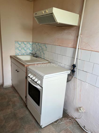 Apartament 3 camere semidecomandat, Valea Călugărească – de renovat - 6