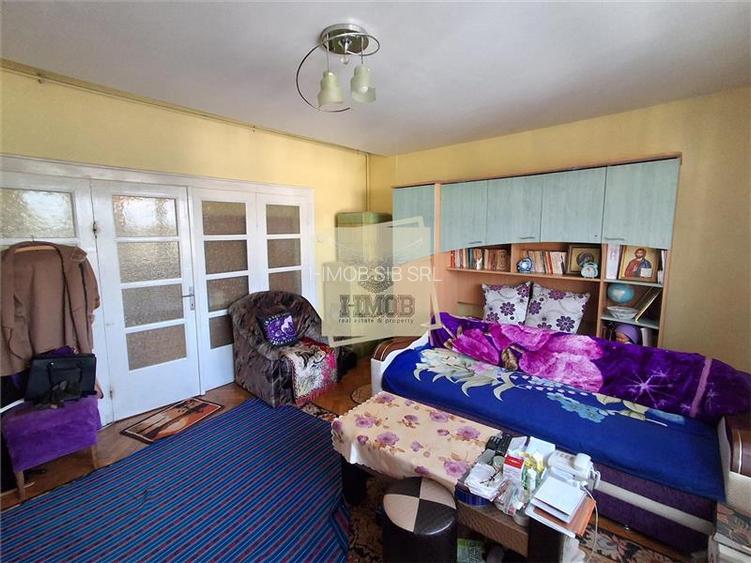 Casa cu 3 camere terasa si teren de 488 mp zona Parcul Sub Arini - 8