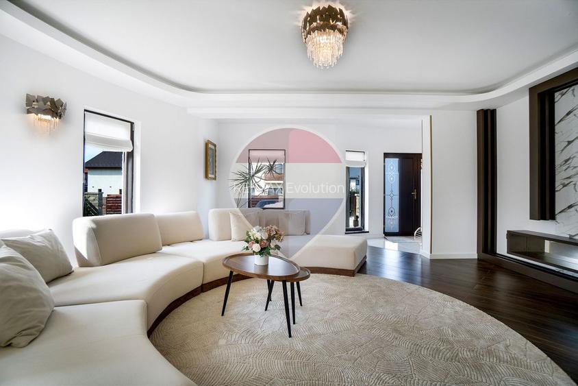 Casă cu personalitate | 204 mp utili | 600 mp teren | Izvor