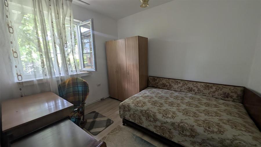 Casa 3 camere Cantemir - Podu rosu