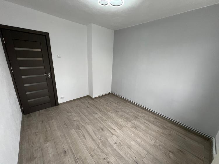 Apartament 2 camere semidecomandat,renovat, Mihai Viteazul